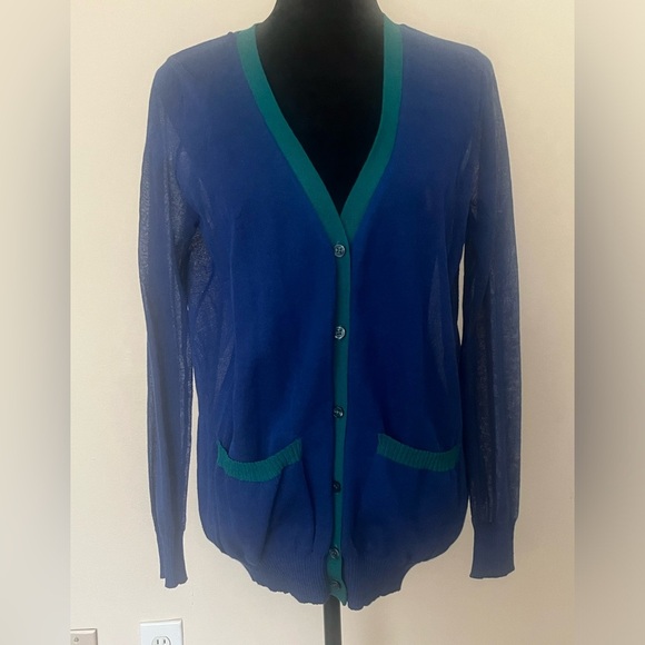 Forever 21 women’s size‎ M blue/teal button down cardigan with pockets. - Picture 1 of 7